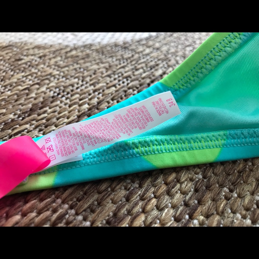 Victoria Secret Bandeau Bikini Top - Picture 3 of 3